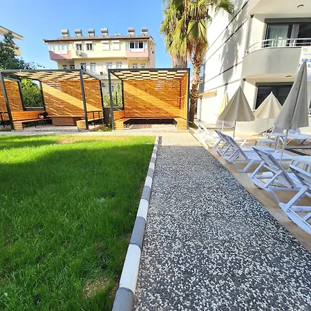 Blue Hause A4 * Side