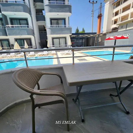 Blue Hause A4 Apartment Side